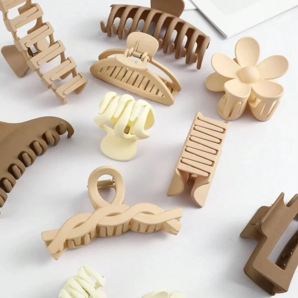 Brown Women's Hair Claw Clips